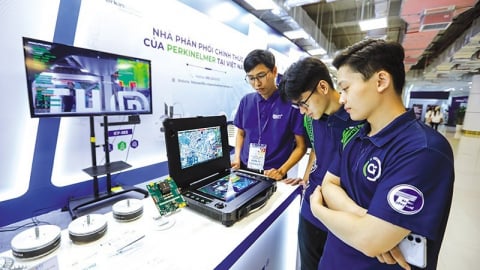 Tổng công trình sư công nghệ chiến lược có thể thu nhập tới 300 triệu đồng/tháng