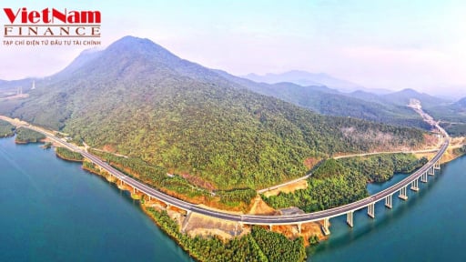 Ngắm đoạn cao tốc Bắc - Nam dài 55km nối Hà Tĩnh vào Quảng Bình 