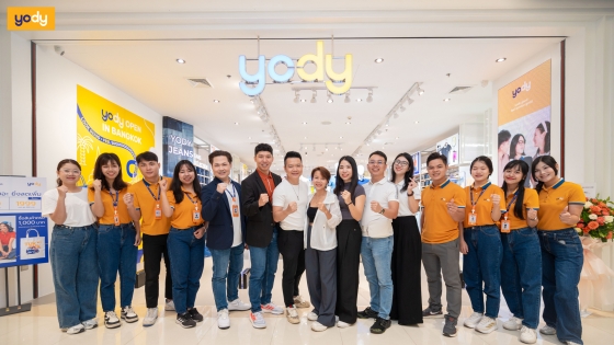 YODY khai trương cửa hàng tại trung tâm mua sắm Bangkok