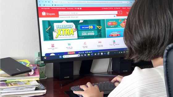 Sàn online nộp thuế thay người bán hàng: Chưa có nghị định, tất cả tạm dừng
