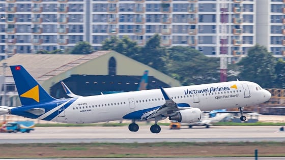 Hãng bay giá rẻ lớn nhất Đông Nam Á muốn đầu tư vào Vietravel Airlines?