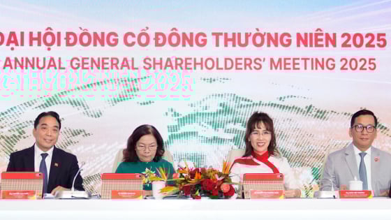 Đại hội cổ đông Vietjet 2025: ‘Mở rộng mạng bay là sứ mệnh’