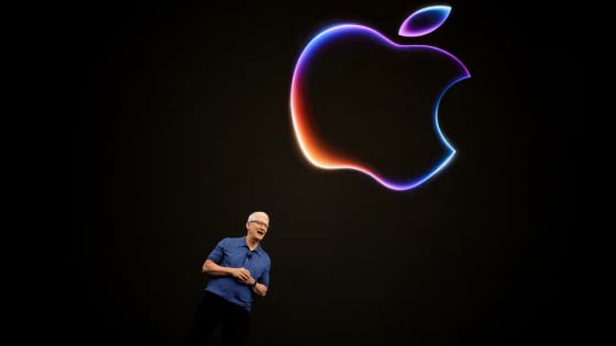 Chậm chân với AI, cổ phiếu suy giảm... Apple đối mặt  nguy cơ tụt hậu