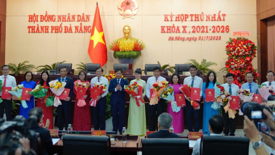 Ngày đầu vận hành bộ máy mới, Đà Nẵng bổ nhiệm loạt giám đốc sở, ngành