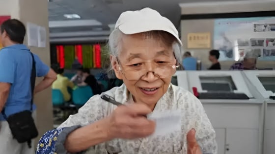 78 tuổi, có 15 tỷ trong ngân hàng và 4 chiêu thức đầu tư tài chính của cụ bà
