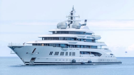 Mỹ đấu giá siêu du thuyền trị giá 325 triệu USD tịch thu của tỷ phú Nga
