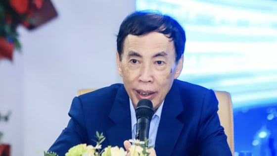 'Muốn vượt bẫy thu nhập trung bình, Việt Nam cần nền công nghiệp mới'
