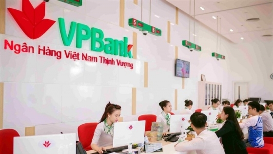 Nạp tiền điện tử trên VPBank online trúng iPhone XS