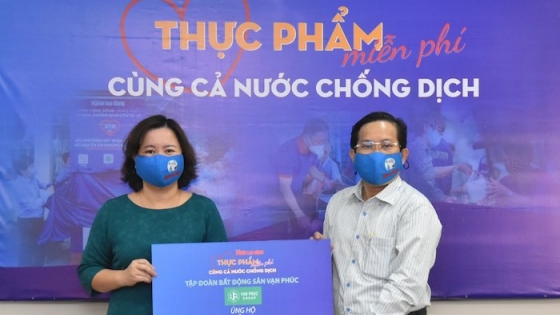 Van Phuc Group ủng hộ 100 tấn gạo, 2.000 quần áo bảo hộ chống dịch Covid-19