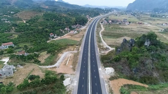 Cao tốc TP. HCM - Thủ Dầu Một - Chơn Thành: 'Nghiên cứu thêm làn dừng khẩn cấp'