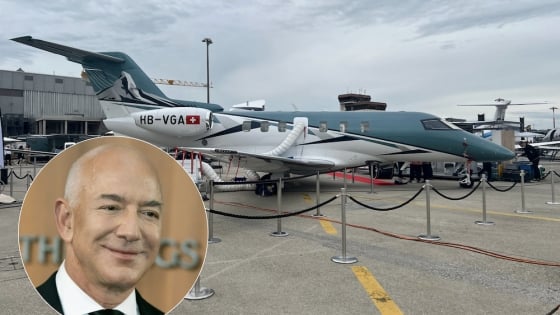 'Nội soi' chiếc máy bay phản lực linh hoạt nhất thế giới của tỷ phú Jeff Bezos