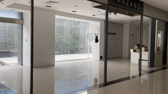 Cả vạn m2 sàn thương mại ế ẩm, phủ bụi giữa chung cư kín người
