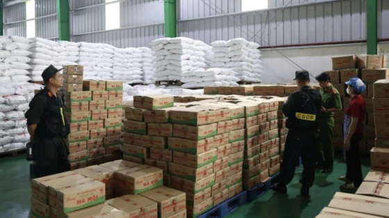 Chế hàng trăn tấn dầu ăn, mì chính giả, Giám đốc Công ty  Famimoto đối mặt án tù