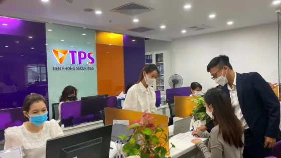 TPS trước thềm ĐHĐCĐ: Loạt lãnh đạo cấp cao rút lui, muốn huy động nghìn tỷ cơ cấu nợ 