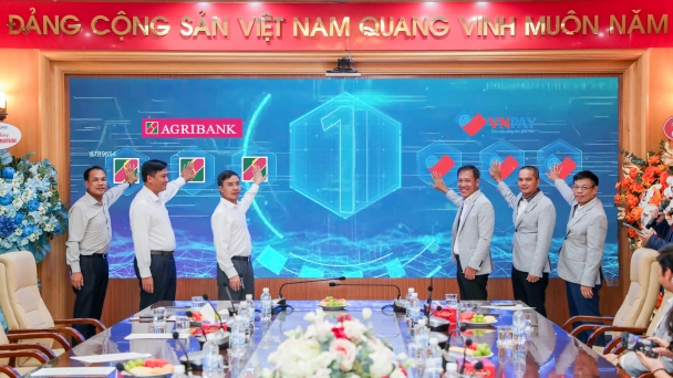 Agribank ra mắt giải pháp Open Smartbank