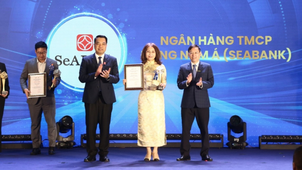 SeABank được vinh danh ‘Ngân hàng tiên phong trong đổi mới quản trị vì sự phát triển bền vững’
