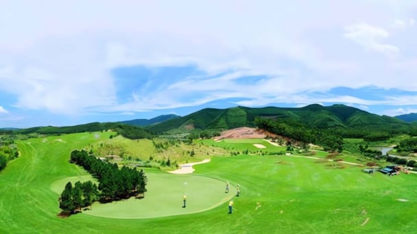 Quảng Ninh: Tìm chủ đầu tư 8 sân golf, tổng vốn hơn 13.000 tỷ đồng