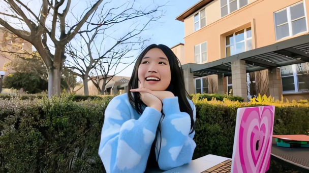 Tuổi 19 của Jenny Huỳnh: Thu nhập tiền tỷ, ghi danh Forbes 30 under 30