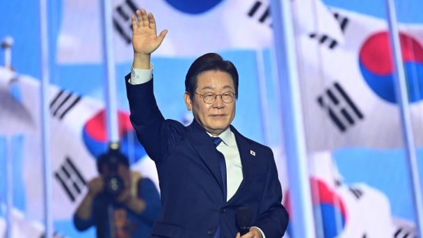 Ông Lee Jae-myung: Từ công nhân nghèo đến Tân tổng thống Hàn Quốc 