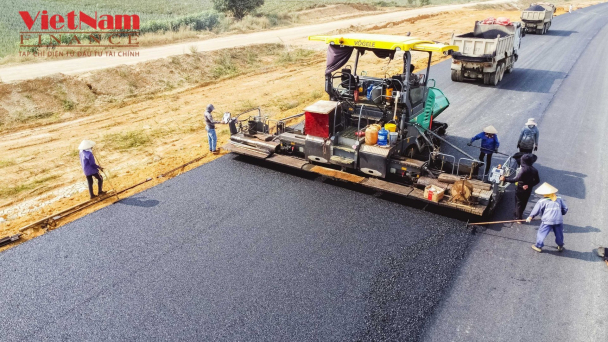 Thêm 'đại gia' giao thông Việt xin tự bỏ vốn mở rộng cao tốc Bắc - Nam
