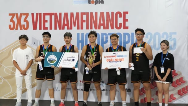 3x3 HoopTopia 2025: Những cái tên xuất sắc nhất được vinh danh sau ngày tranh tài nảy lửa