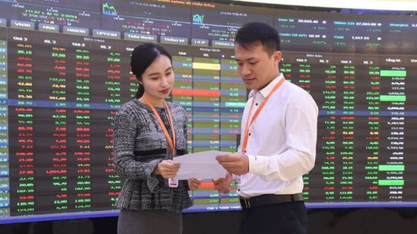Siết quản lý vốn ngoại trên thị trường chứng khoán