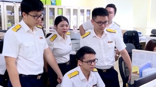 Bị nghi ngờ trốn thuế, cơ quan thuế vào kiểm tra các tài khoản ngân hàng 