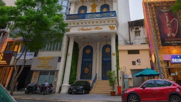 Biệt thự dát vàng trăm tỷ của bà Nguyễn Phương Hằng xây cho con gái