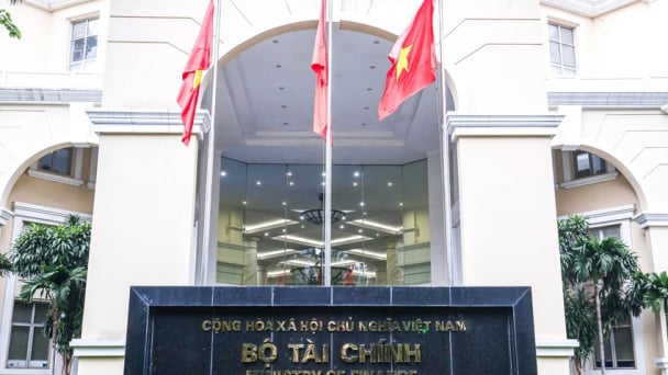 Vụ trưởng thuộc Bộ Tài chính bị ngã, tử vong tại cơ quan