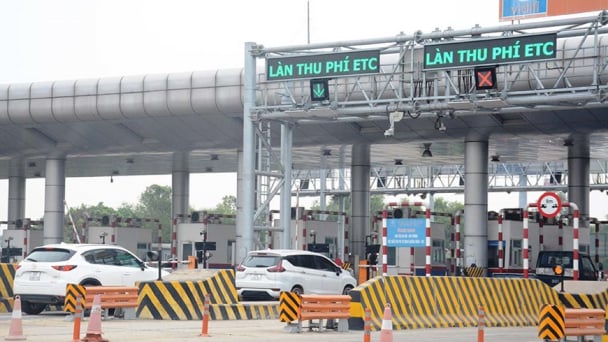 Tài khoản thu phí và tài khoản giao thông khác nhau như thế nào?