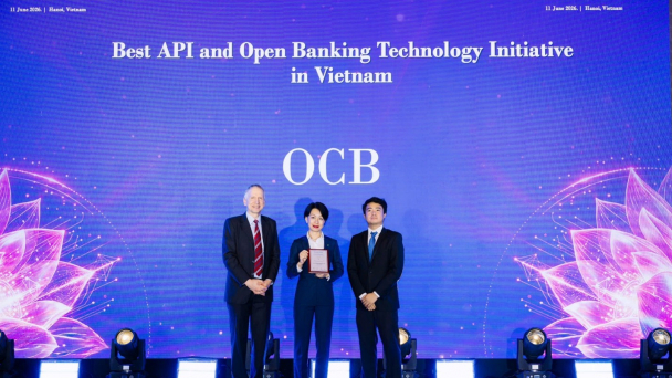 OCB nhận cú đúp giải thưởng từ The Asian Banker và Top 50 Doanh nghiệp Phát triển bền vững tiêu biểu Việt Nam 2026