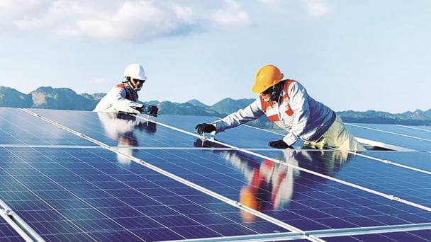 DN ‘đau đầu’ chuyển đổi năng lượng: Thiếu vốn để đầu tư cho tương lai