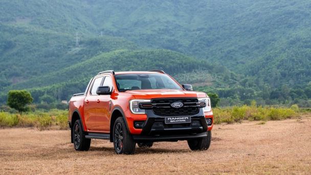 Ford và Toyota đồng loạt giảm giá bán ô tô từ tháng 7/2026