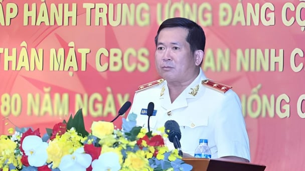 Trung tướng Đinh Văn Nơi làm Phó Bí thư Tỉnh ủy An Giang kiêm Bí thư Phú Quốc