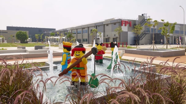 LEGO: Câu chuyện bền vững của nhà máy tỷ USD tại Việt Nam