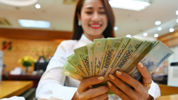 Ngân hàng nào chịu chi nhất cho nhân viên trong quý I?