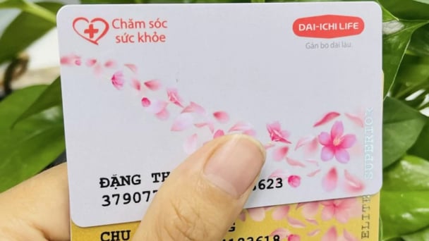 Duy trì thẻ sức khoẻ: Cam kết của bảo biểm và yếu tố khách hàng cần lưu ý