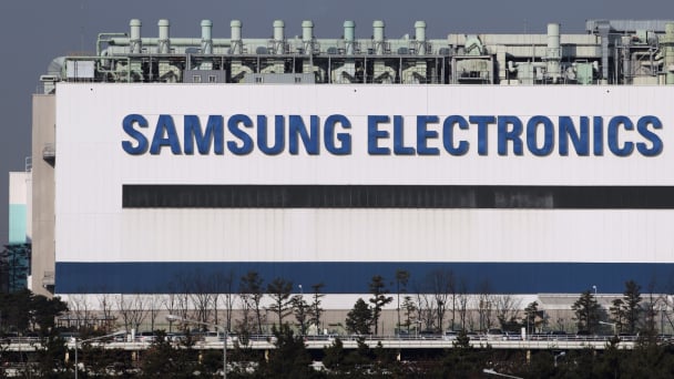 Samsung 'đắp chiếu' nhà máy 25 tỷ USD vì thiếu khách hàng
