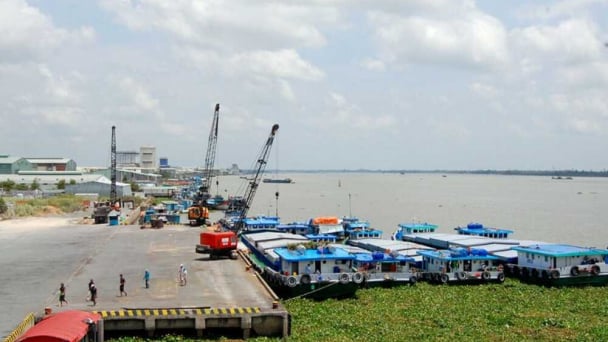 Đồng Tháp cần hơn 5.000 tỷ đồng đầu tư 12 cảng biển