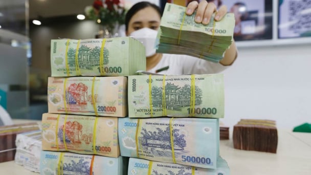  Lợi nhuận ngân hàng nửa đầu năm tăng đột biến: Lãi đến từ đâu?