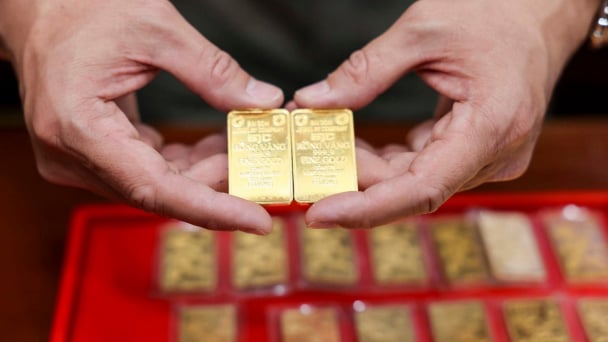 Giá vàng SJC tái chiếm mức kỷ lục 124 triệu đồng/lượng
