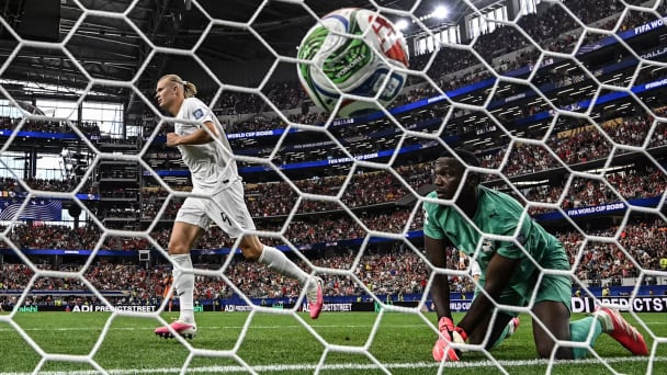 World Cup bùng nổ bàn thắng, nhà cái ‘trả giá’ đắt