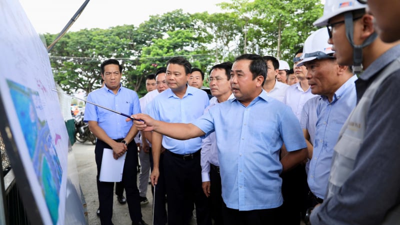 Bí thư Hà Nội yêu cầu xong Quốc lộ 6 trong quý I/2027