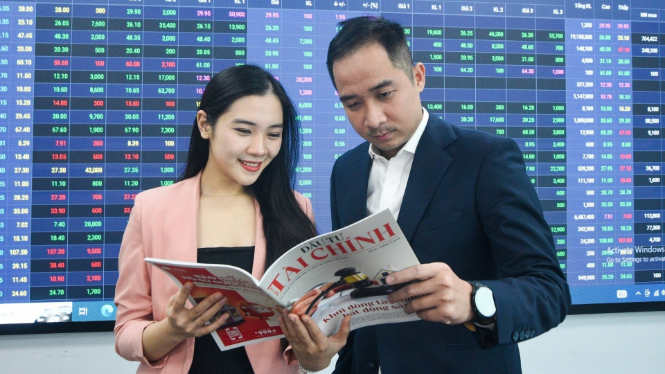 Thị trường chứng khoán cận biên trỗi dậy, Việt Nam đón loạt tín hiệu tích cực