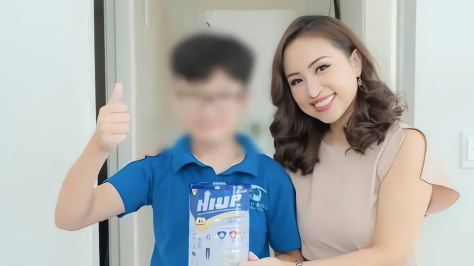 Sao Quảng Cáo Sữa Giả: Bị Buộc Hoàn Tiền Hay Đối Mặt Hình Sự?