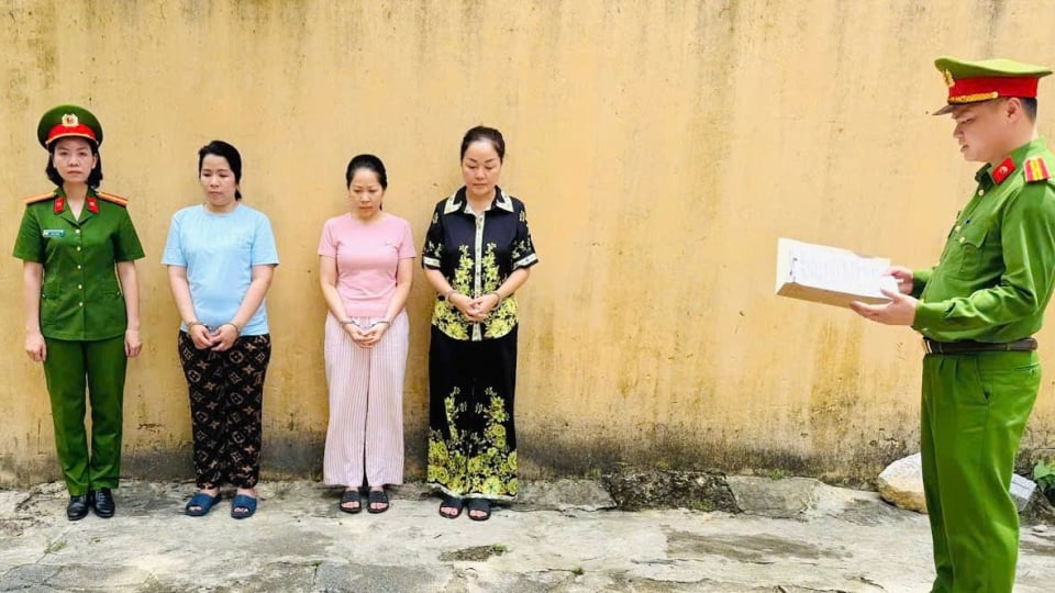 Khởi tố nhiều chủ tiệm vàng tại TP.HCM liên quan vụ buôn lậu kim cương