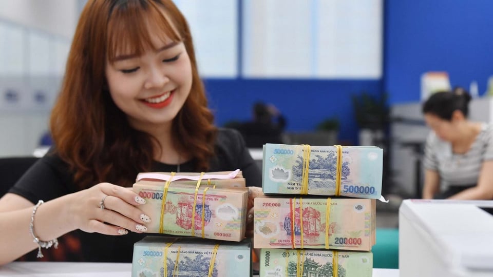 Tín dụng đổ vào BĐS; 21 ngân hàng tham gia gói 500.000 tỷ