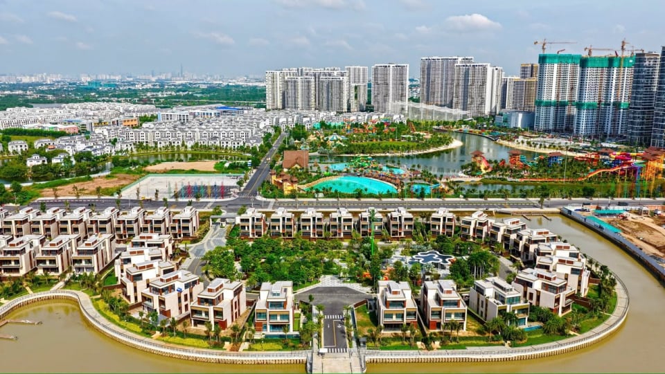 vietnamfinance.vn