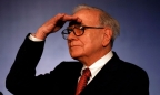 Hành động trái chiều của Warren Buffett trong 2 cuộc khủng hoảng gần đây