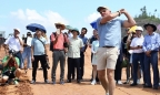 Cú Swing đầu tiên của huyền thoại Greg Norman tại sân golf Văn Lang Empire